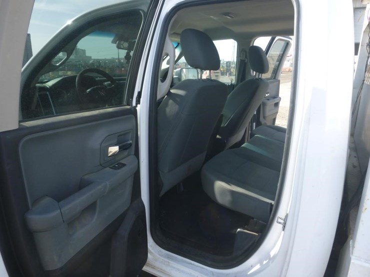 2016-dodge-1500-image-7