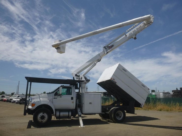 2015-ford-f750-image-13