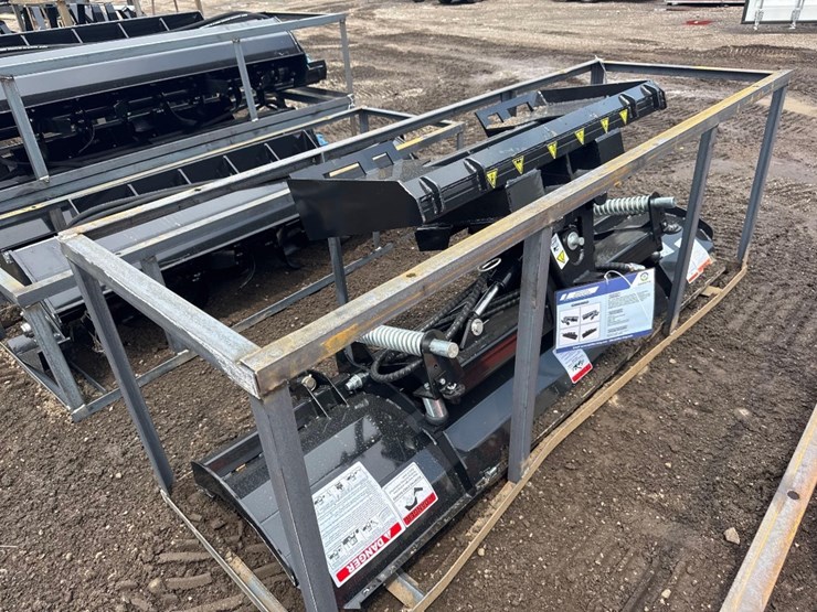 new-agrotk-co-7ft-hydraulic-skidloader-push-blade-model-spa84-image-1