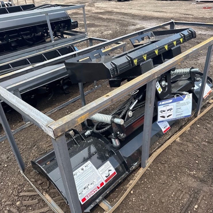 New Agrotk Co 7ft Hydraulic Skidloader Push Blade Model SPA84