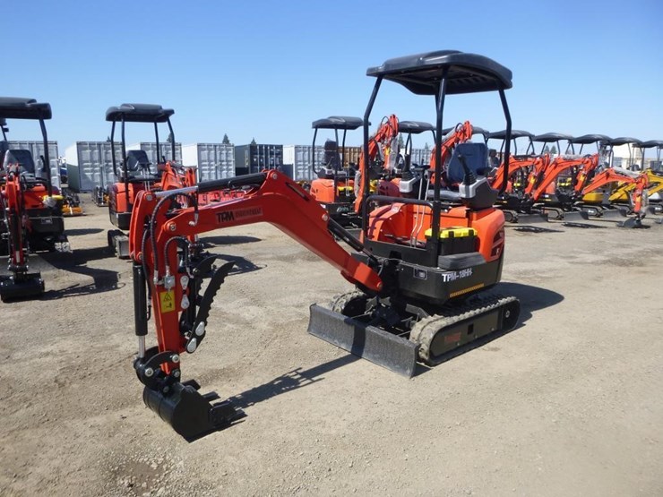 2026-tpm-18hh-hydraulic-excavator-image-1