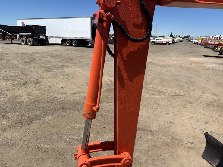 kubota-kh90-image-13