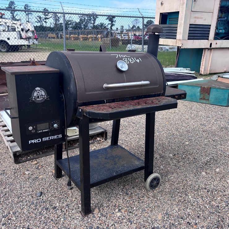 #8001 • PITBOSS PELLET GRILL