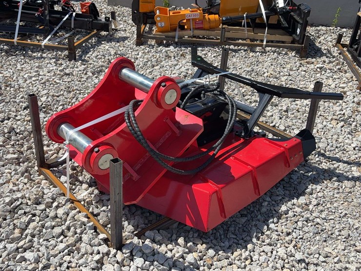 giyi-edm320-excavator-disc-mulcher-attachment-image-5