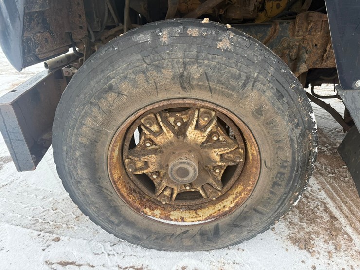 #1434-•-1990-ford-quad-axle-dump-truck-image-56