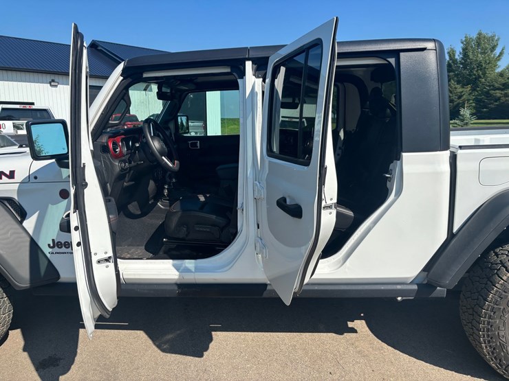 #2170-•-2023-jeep-gladiator-pickup-image-53