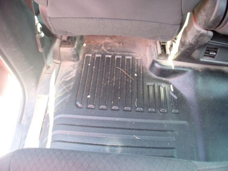 2022-chevrolet-silverado-2500-image-29