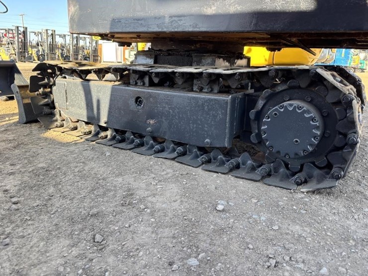 yanmar-hydraulic-excavator-image-18