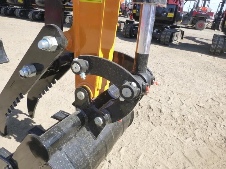 vicsec-vc20k-hydraulic-excavator-image-11