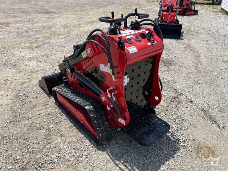 mini-skid-steer-loader-image-2