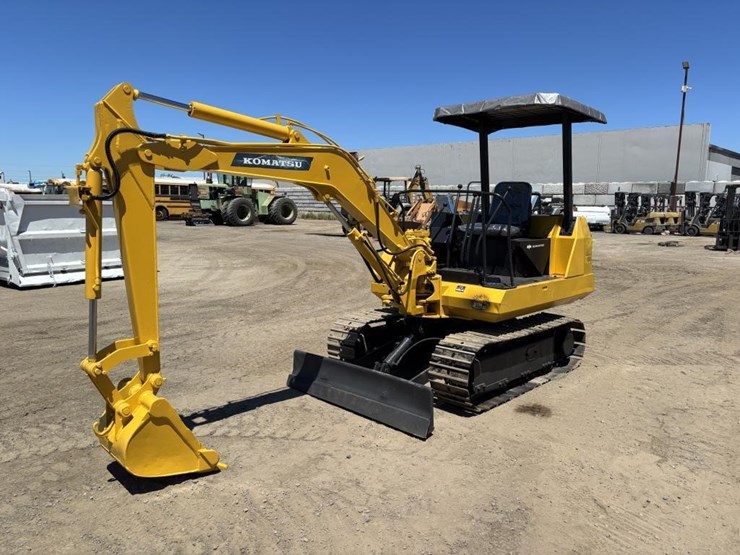 komatsu-pc10-5-image-1