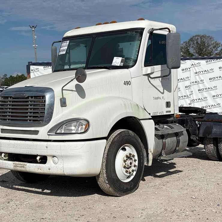 2007 FREIGHTLINER COLUMBIA 120