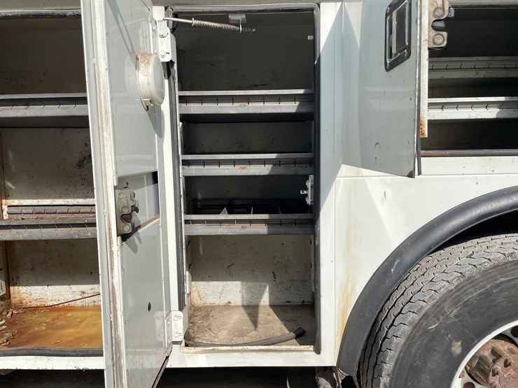 2010-international-durastar-4400-image-24