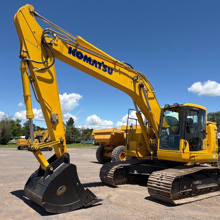 KOMATSU PC238US LC-11