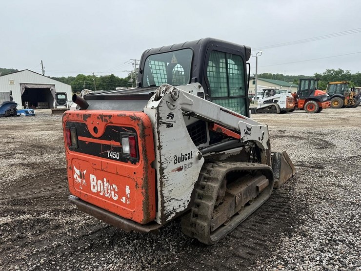 bobcat-t450-image-4
