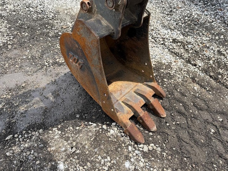 volvo-ecr28-image-8