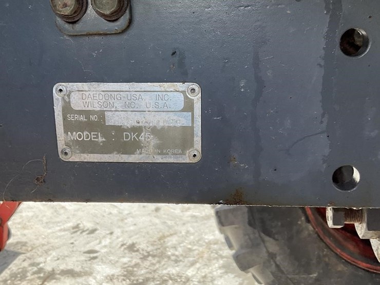 2000-kioti-dk45-image-17