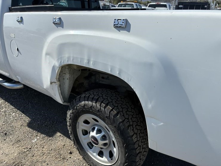 2012-gmc-sierra-3500-image-5