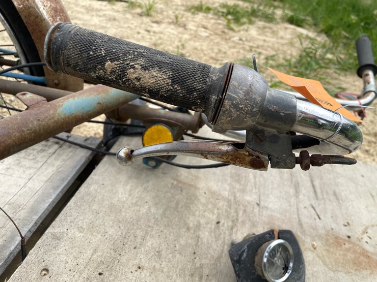 #3395-•-1980-jawa---motokov-moped-image-19