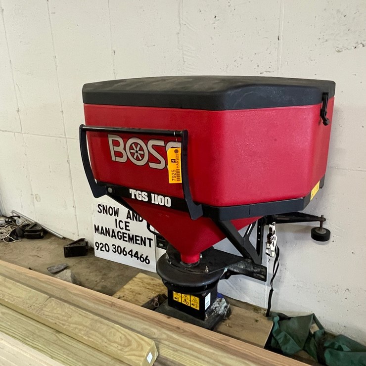#7925 • Boss TGS 1100 Hitch Mounted Salter