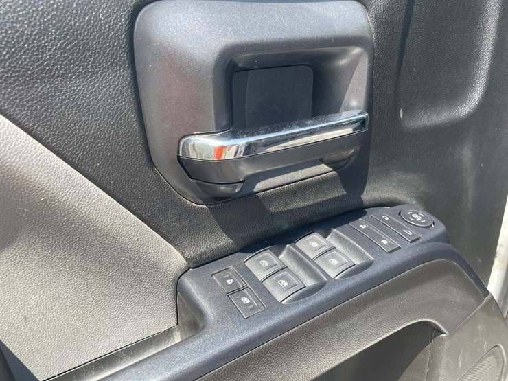 2019-chevrolet-2500-image-36