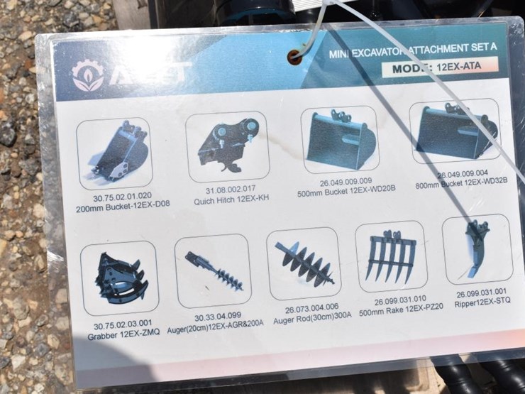 mini-excavator-attachment-set-image-3