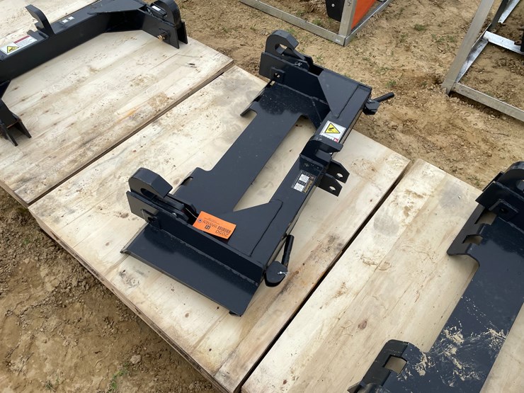 #2050-•-new-wolverine-skid-steer-3-point-attachment-image-3