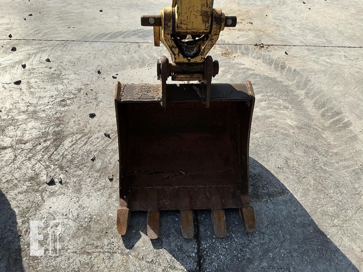 2019-yanmar-vio35-6a-image-12