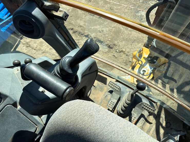 john-deere-310-image-21