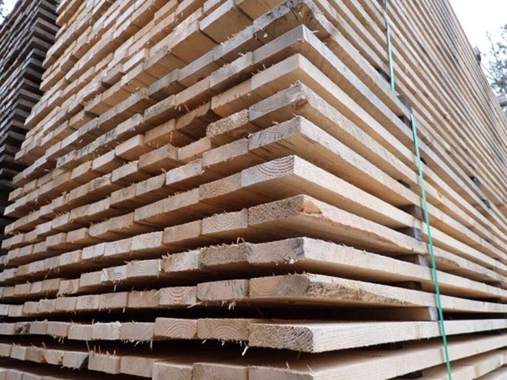 qty-of-(264)-1-in.-x-4-in.-x-10-ft-rough-cut-pine-image-4