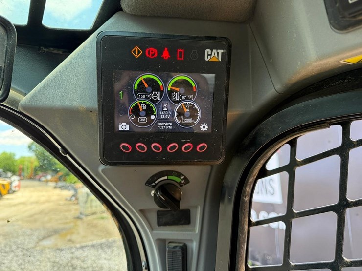 2019-caterpillar-239d3-image-23