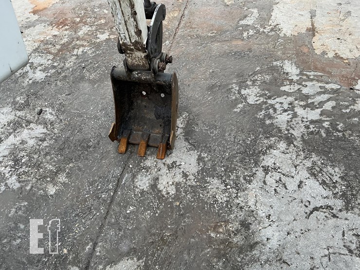 2023-bobcat-e10-image-11