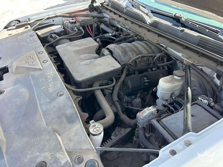 2016-chevrolet-silverado-1500-image-8