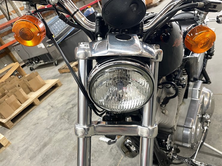 #300-•-2000-harley-davidson-883-sportster-(has-wi-title)-image-11