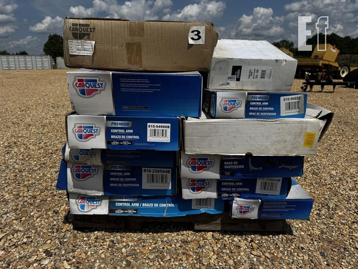 two-pallets-of-miscellaneous-control-arms-image-2