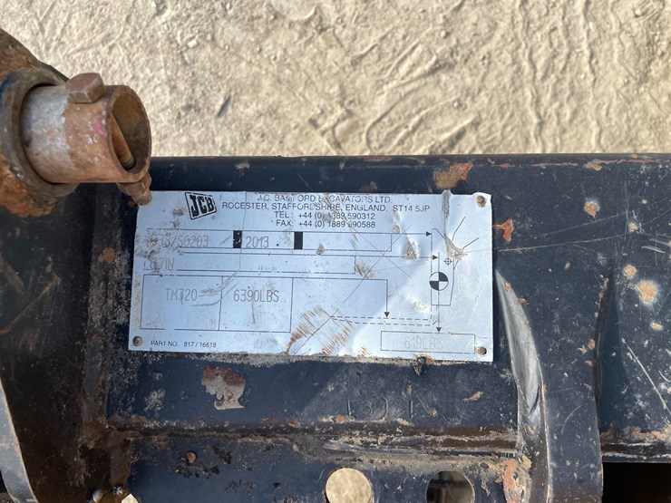jcb-tm320-image-13