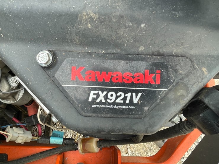 #4861-•-husqvarna-professional-z560x-zero-turn-lawn-mower-image-30