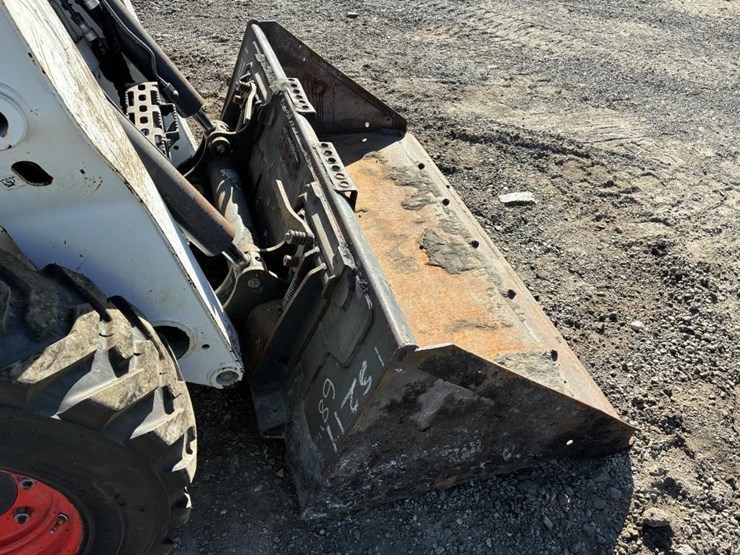 2021-bobcat-s740-image-10
