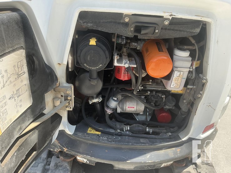 2022-bobcat-e20-image-16