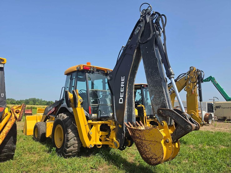 2021-deere-710l-image-6