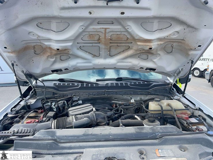 2021-ford-f250-image-10