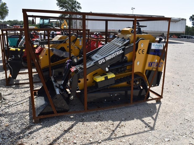 cfg-kkta2-mini-skid-steer-diesel-engine-(serial-#-kkta2726l02260263)-image-2