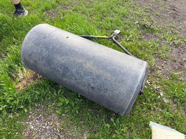 3'-lawn-roller-image-4