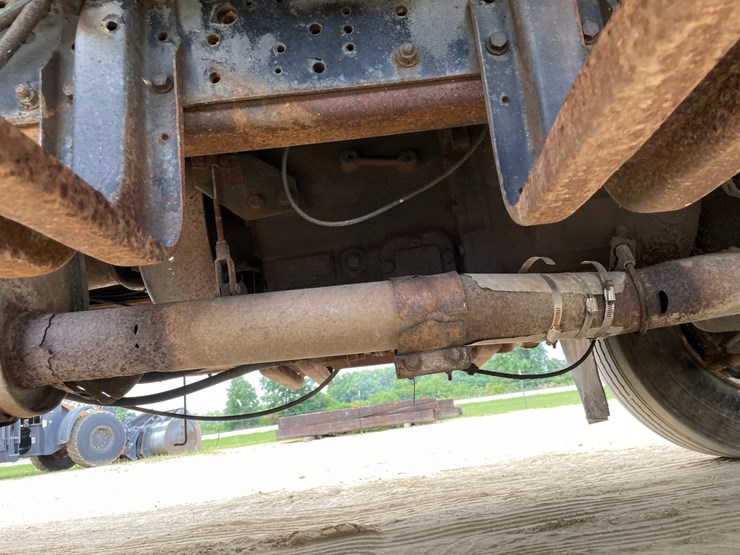 #204-•-1988-international-straight-truck-(has-wi-title)-image-89