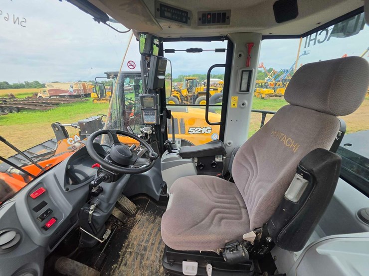 2019-hitachi-zw310-6-image-19