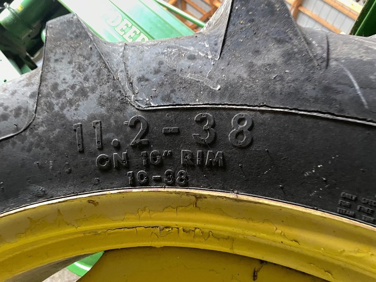 john-deere-model-b-image-9