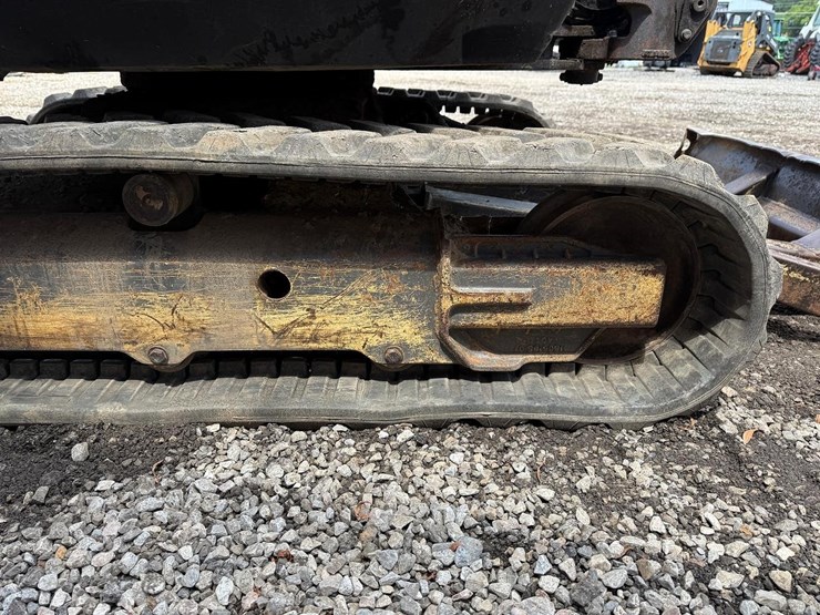 volvo-ecr28-image-12