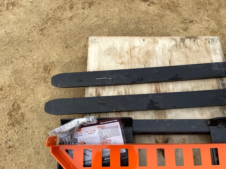 #2006-•-new-wolverine-skid-steer-pallet-fork-frame-with-forks-image-8
