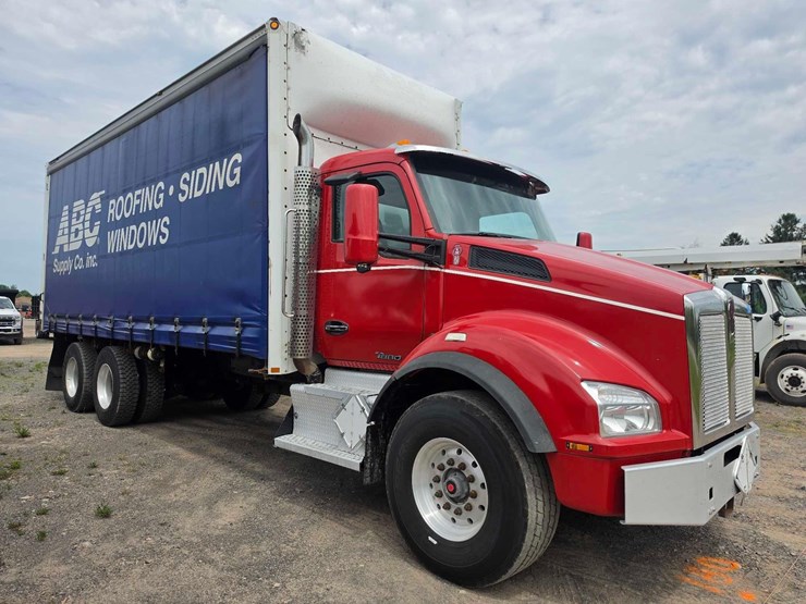 2015-kenworth-t880-image-3