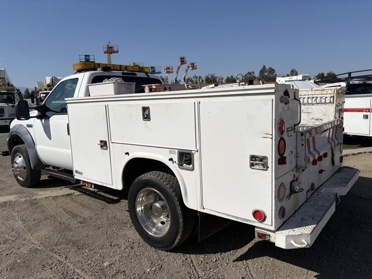 2006-ford-f450-xl-image-4